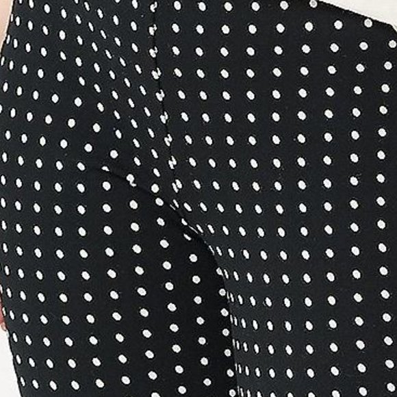Women with Control Petite Pull-On Print Crop Pants - Picture 3 of 3